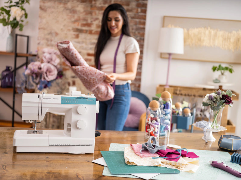 HUSQVARNA® VIKING® EMERALD™ 116 Sewing Machine